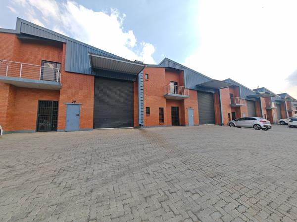 756  m² Industrial space