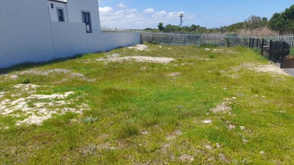 325 m² Land