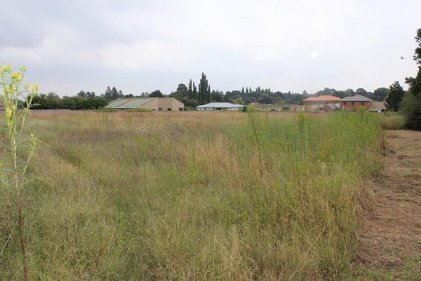 4 033 m² Land