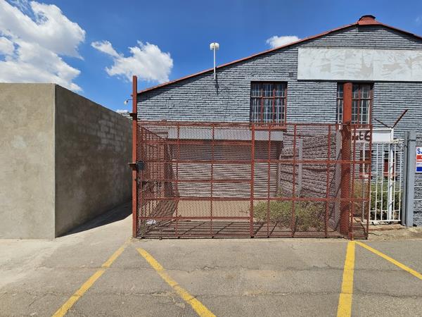 600  m² Industrial space