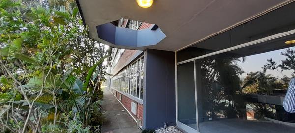 218  m² Commercial space