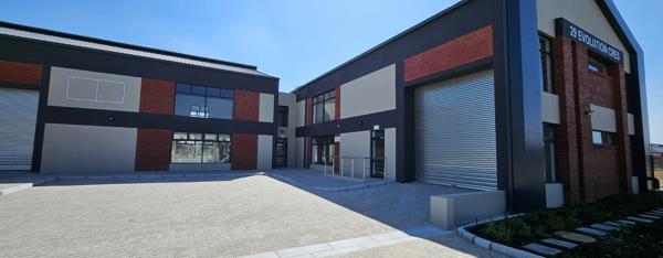 866  m² Industrial space