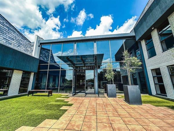 278  m² Office Space