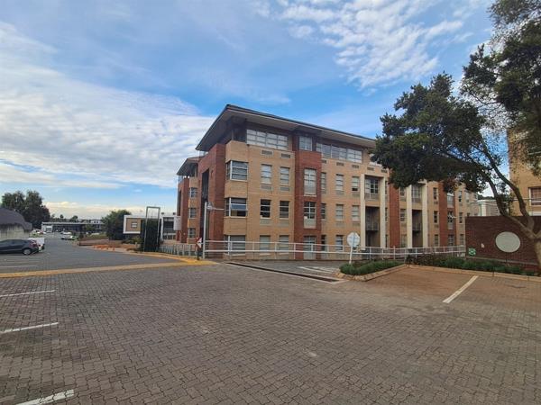 310  m² Office Space