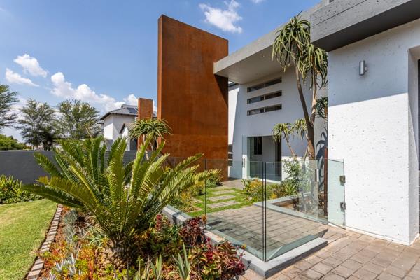 7 Bedroom House