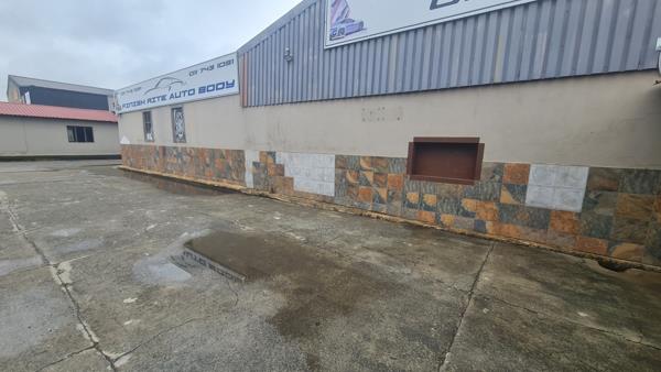 268  m² Commercial space