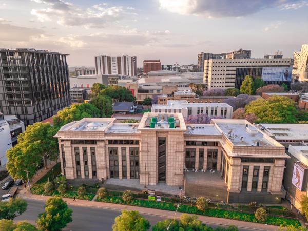 530  m² Office Space