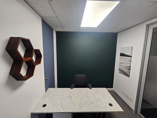 22  m² Commercial space