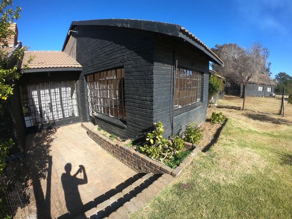 1 Bedroom Garden Cottage