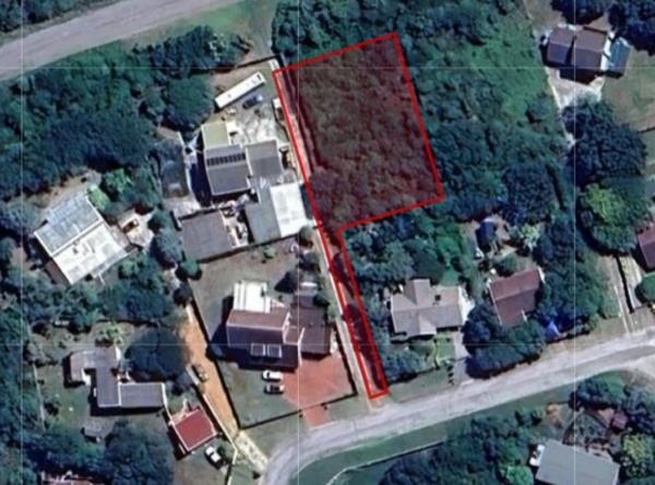 1 282 m² Land