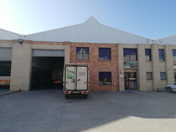 301  m² Industrial space