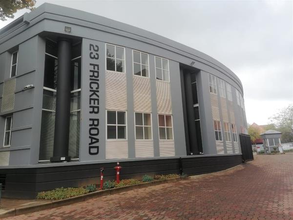 315  m² Office Space