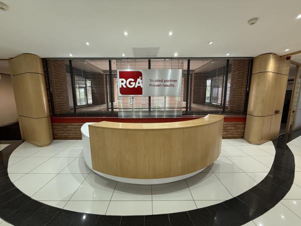 688 m² Commercial space