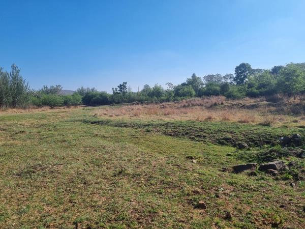 1 902 m² Land