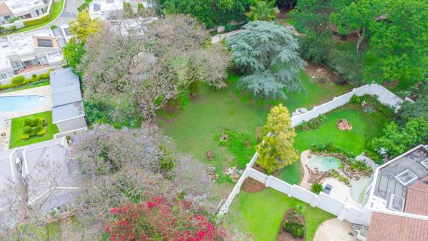 2 078 m² Land