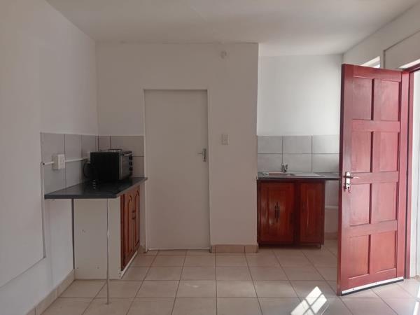Studio Apartment