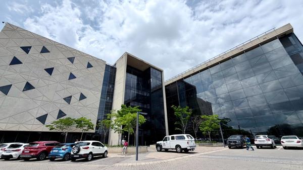 282  m² Office Space