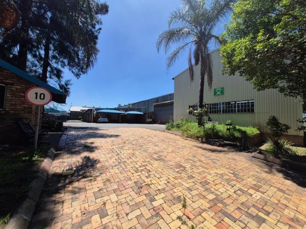 4 200  m² Industrial space