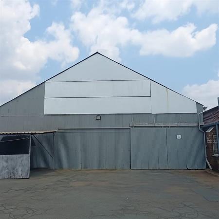 1 185  m² Industrial space