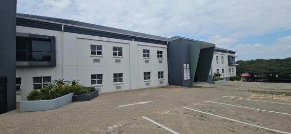 1 786  m² Commercial space