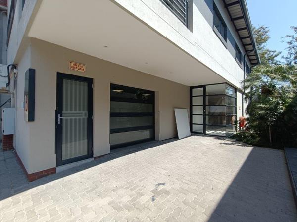 240  m² Commercial space