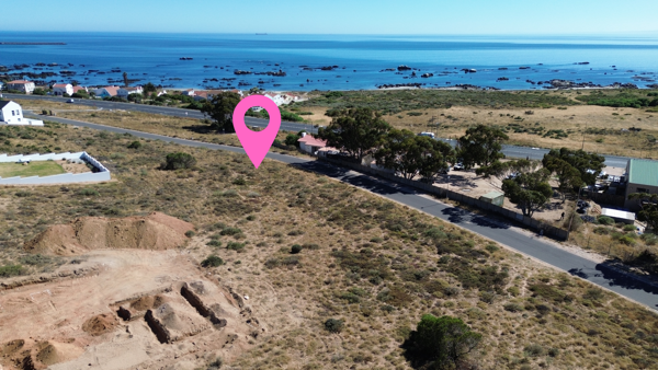 961 m² Land
