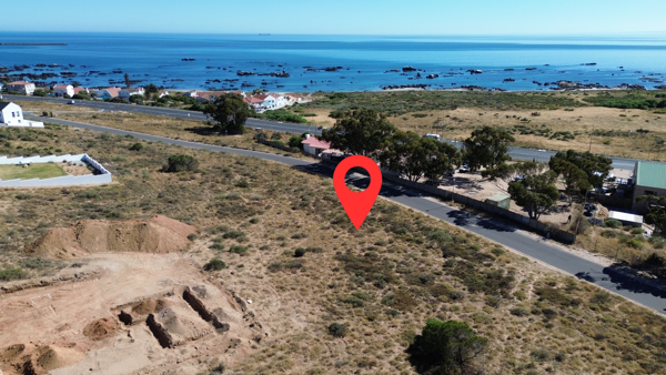 900 m² Land