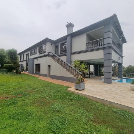 6 Bedroom House