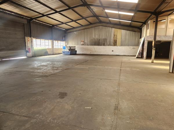 751  m² Industrial space