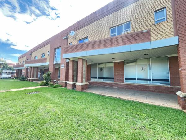 196  m² Retail Space