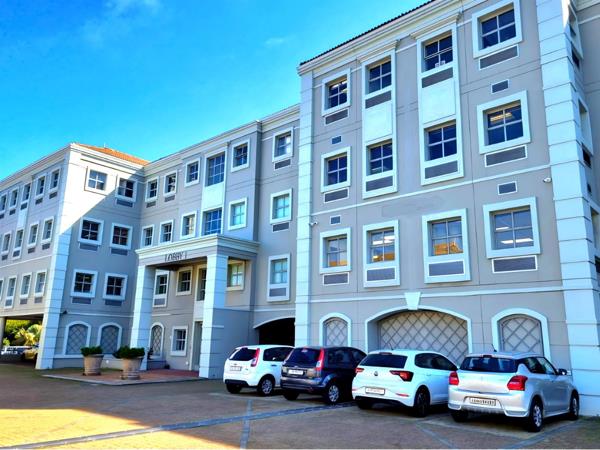 250  m² Office Space