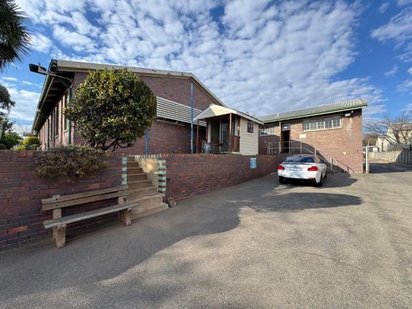 3 650  m² Industrial space