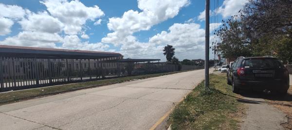 340 m² Industrial space