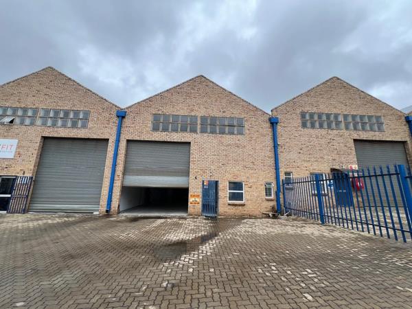 225  m² Industrial space