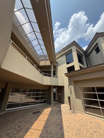 6 Bedroom House
