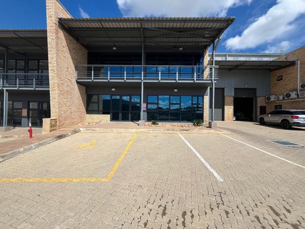 318  m² Commercial space