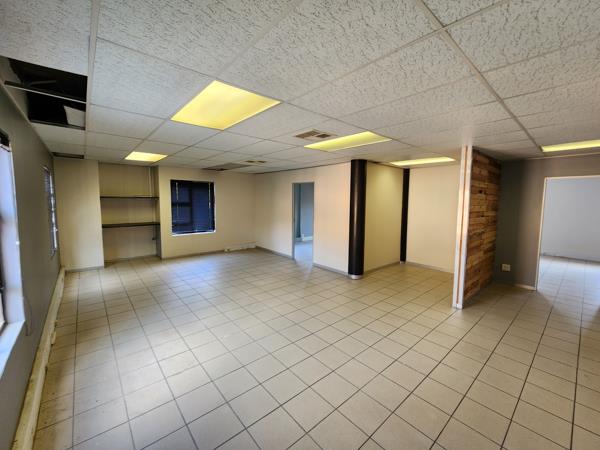 150  m² Commercial space