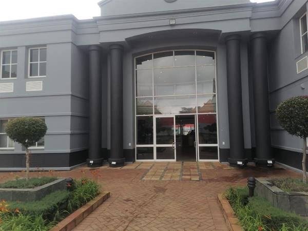 141  m² Office Space