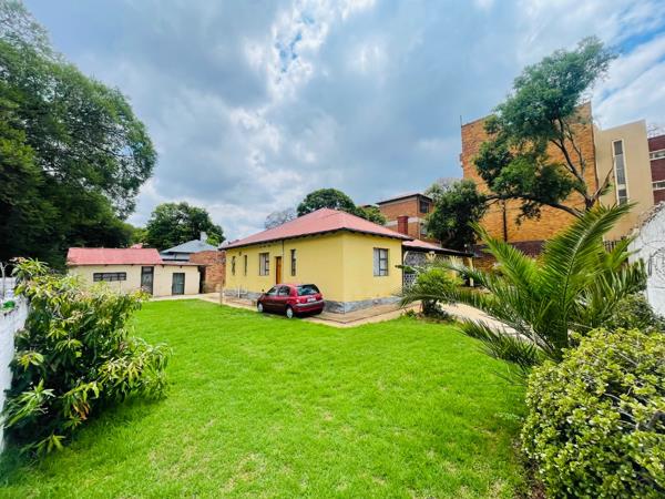8 Bedroom House
