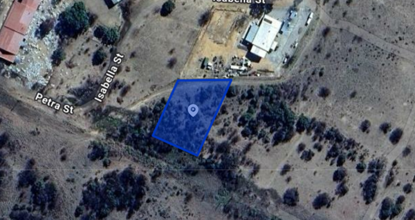 2 120 m² Land