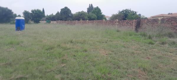 3 870 m² Land