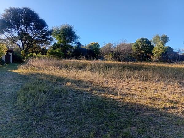 947 m² Land