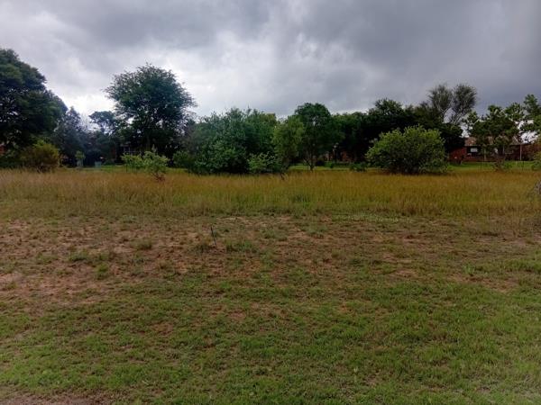 947 m² Land