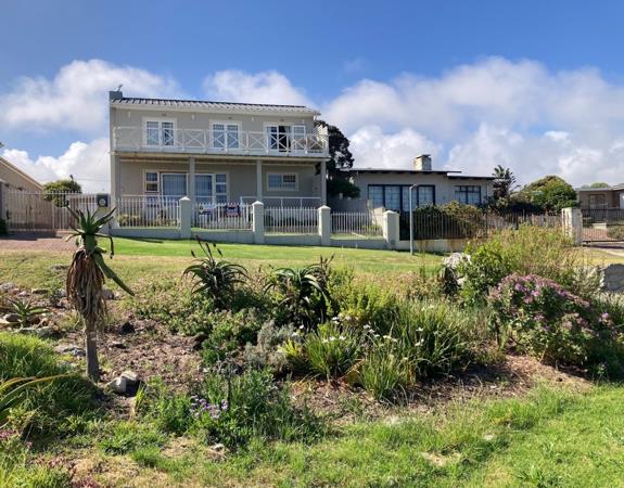 6 Bedroom House