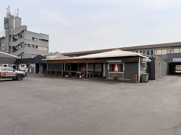 6 743  m² Industrial space