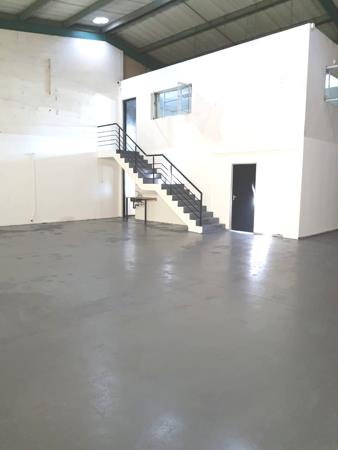 306  m² Commercial space