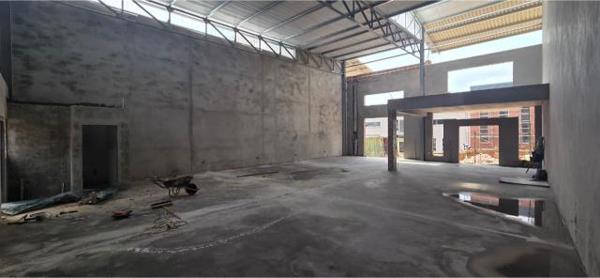 227  m² Industrial space