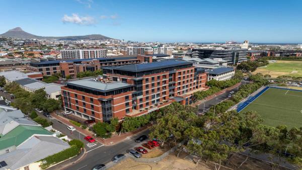 713  m² Office Space