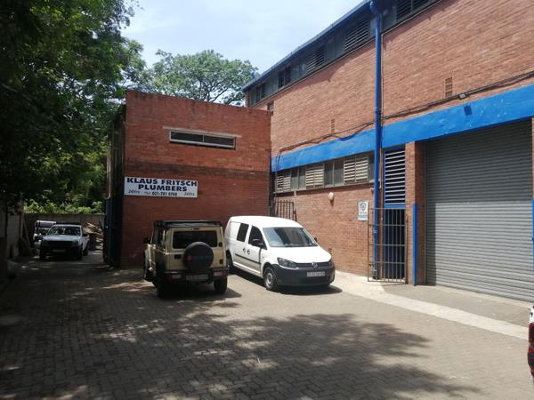 275  m² Industrial space