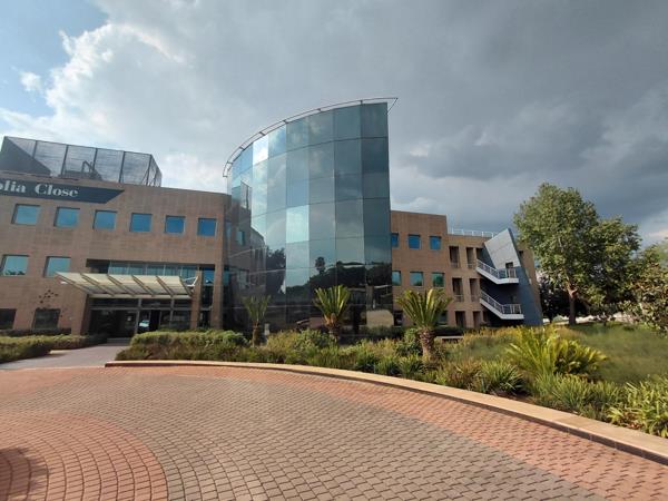 645  m² Commercial space